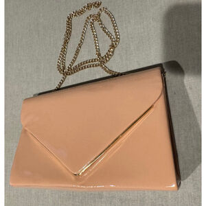 Women's mojisolo Peach vegan Patent Clutch with detachable Gold Chain